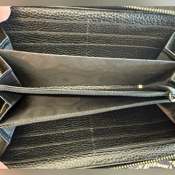 Gucci Black Leather Wallet - Picture 4 of 8